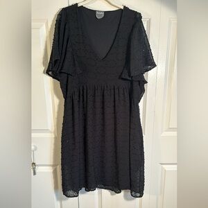 ARULA plus size black A-Line dress with clipdot sparkly texture 14/16W